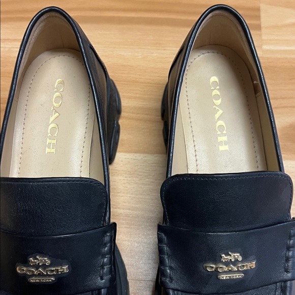 Coach Women's Leather platform Leather Slip-On Loafers 6.5 - Picture 4 of 11